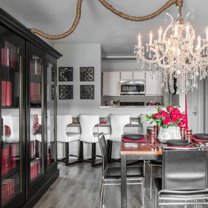 imgi_18_181_MCD_TheDistrict_Model_jbfubb