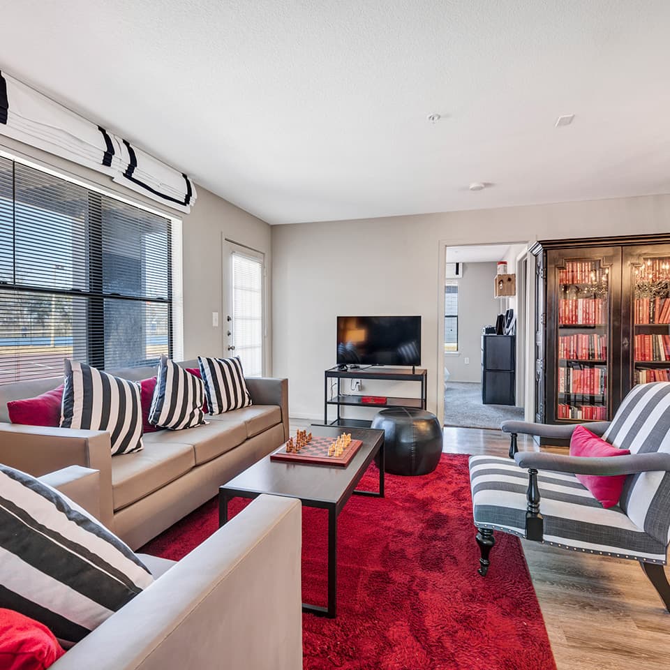 The-London—Model—Living-Room-(4)