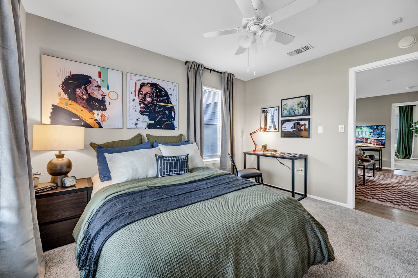 The-London—Model—Bedroom-(27)